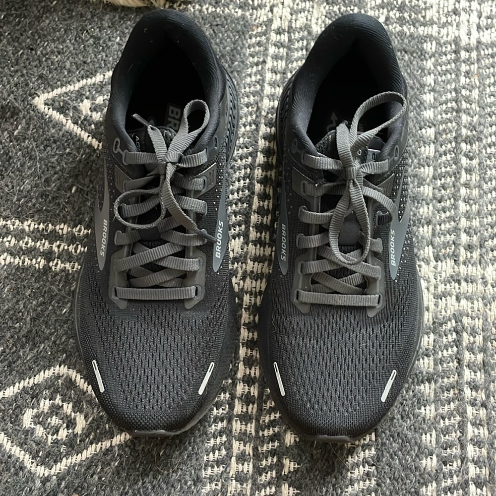 Women’s Brooks adrenaline GTS 7.5